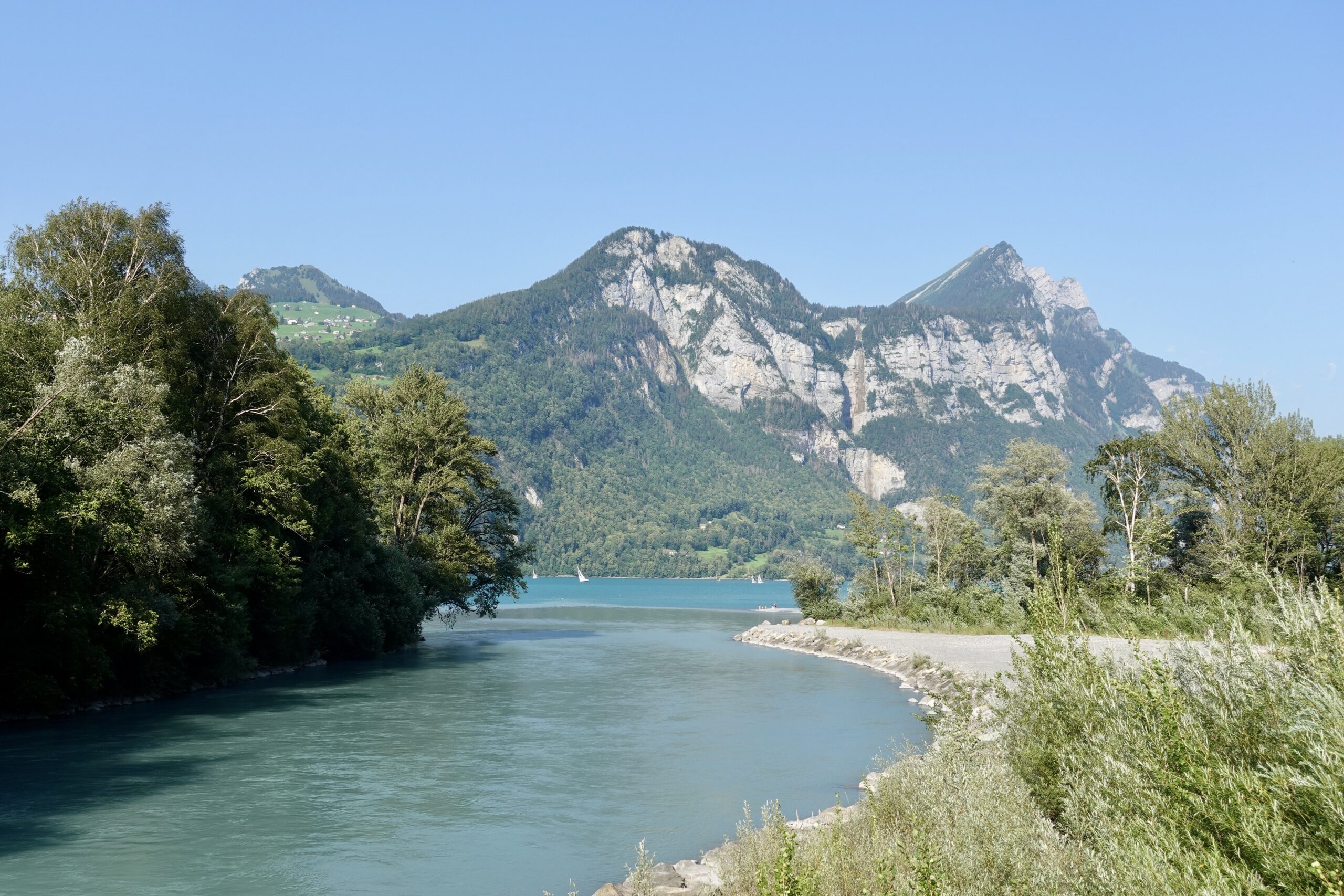 Erster Blick auf den Walensee bei der Linthmündung