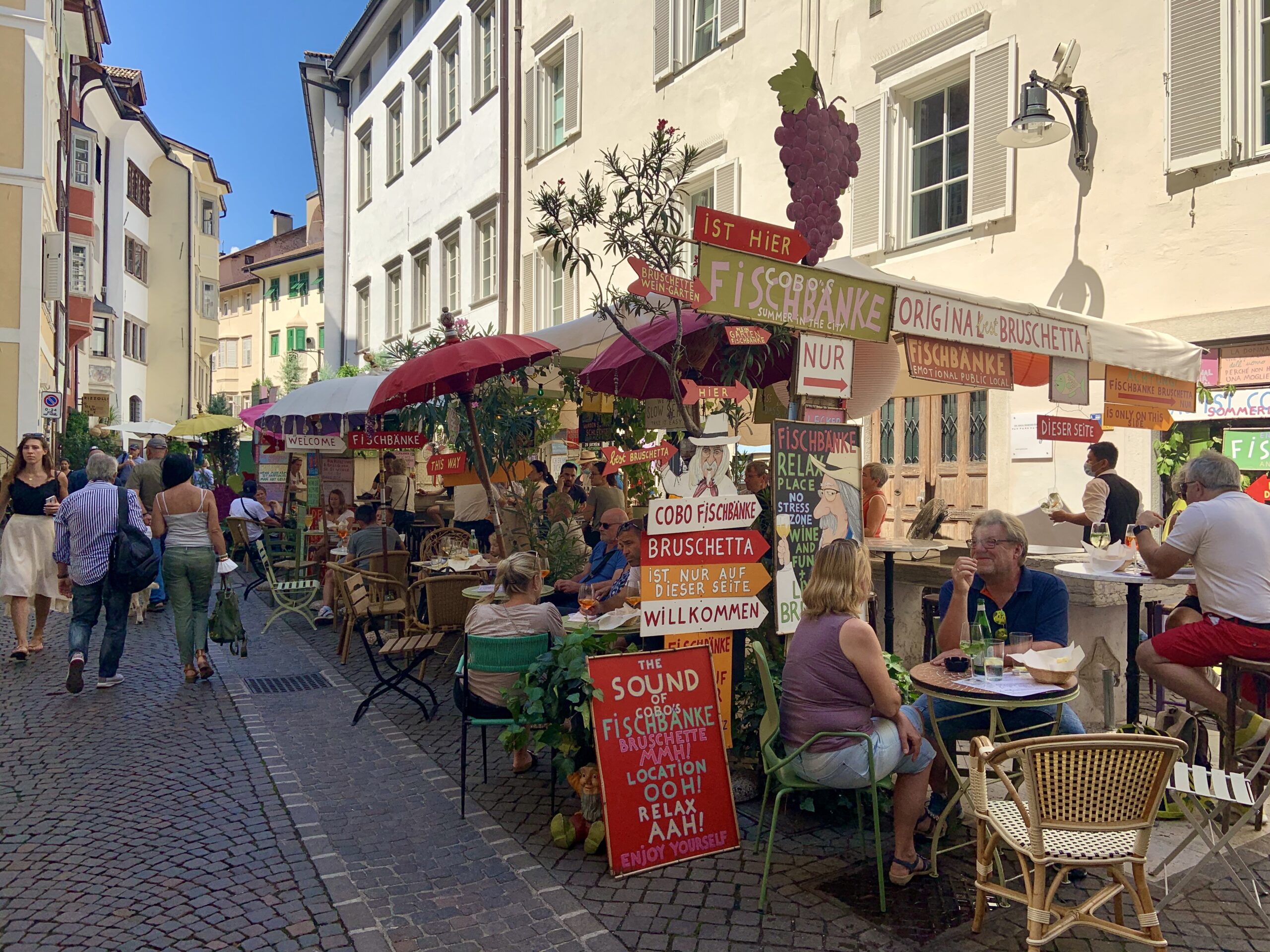 Streetbar in Bozen mit vielen guten Drinks