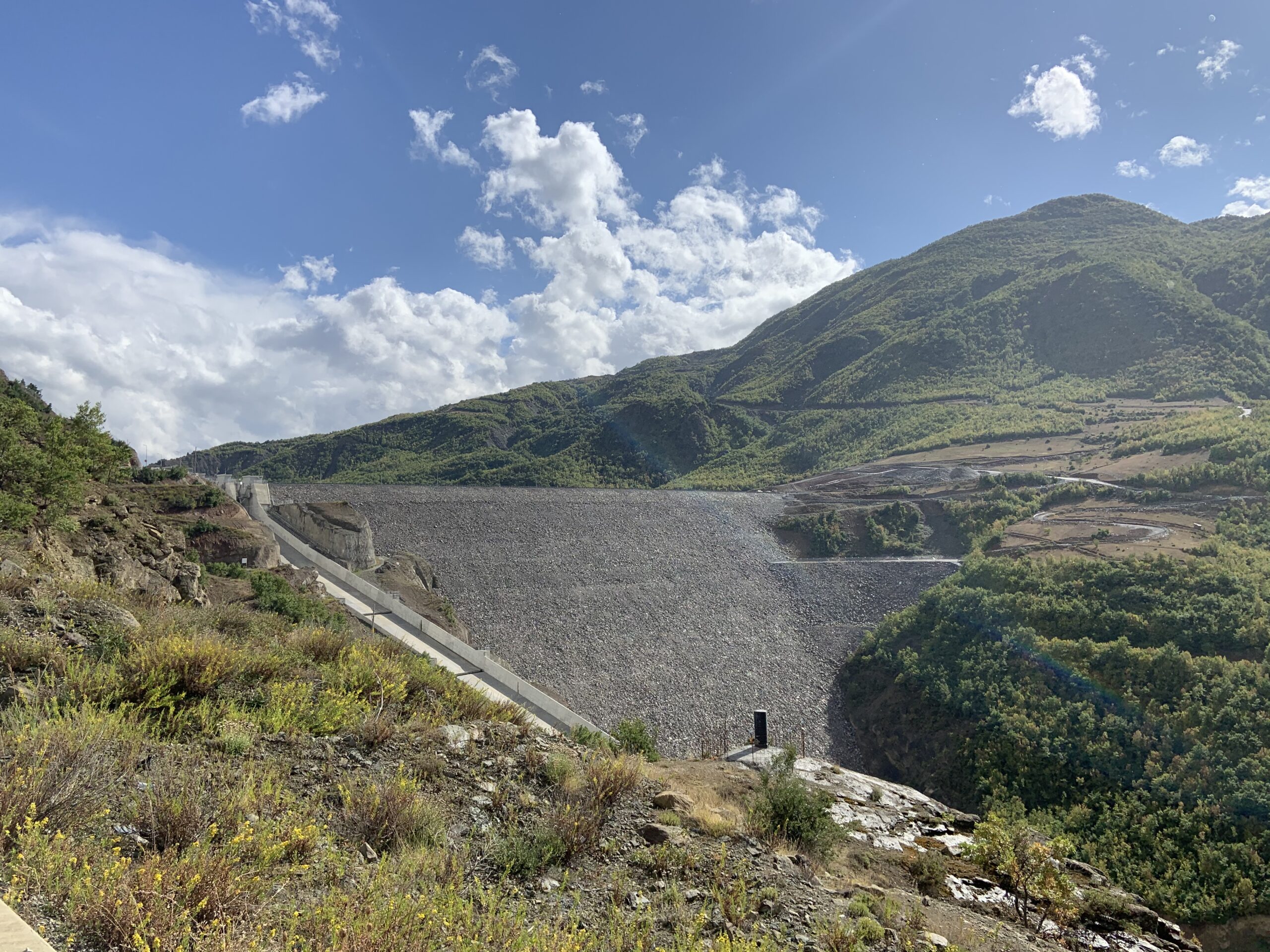 Cycling up to the dam wall