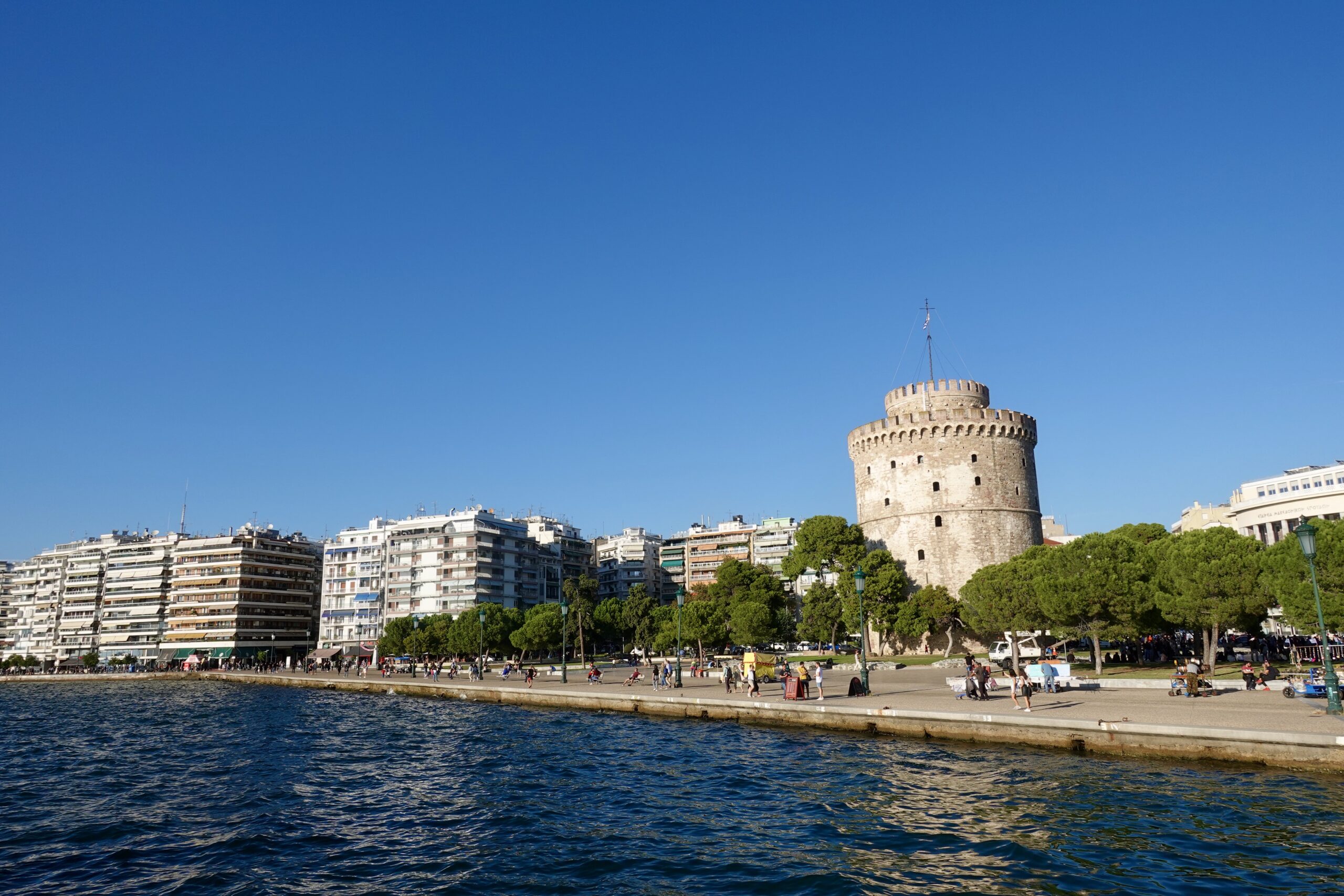 Since its construction in the 15th / 16th century, the White Tower served as a fortification, garrison, prison and museum