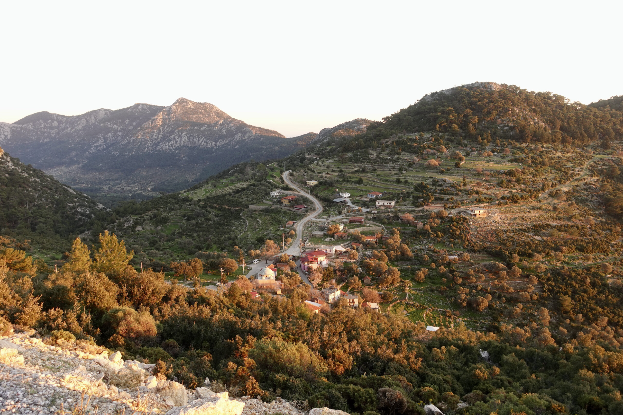 The small village of Bel (pass)