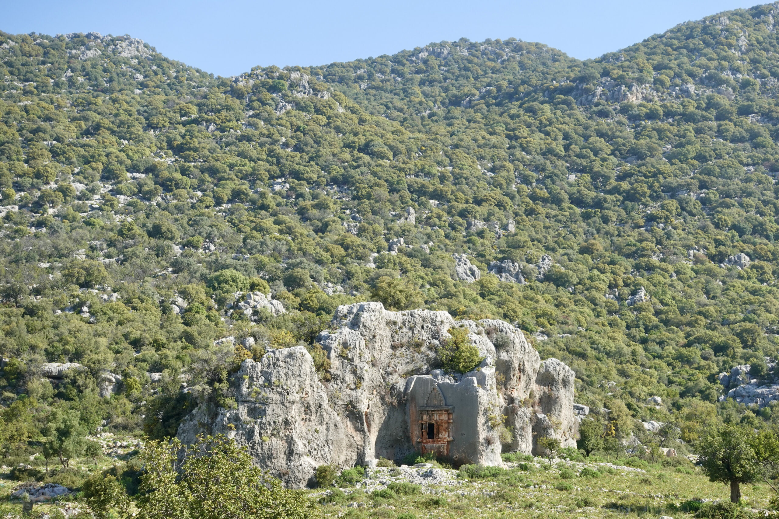 Rock grave by the roadside