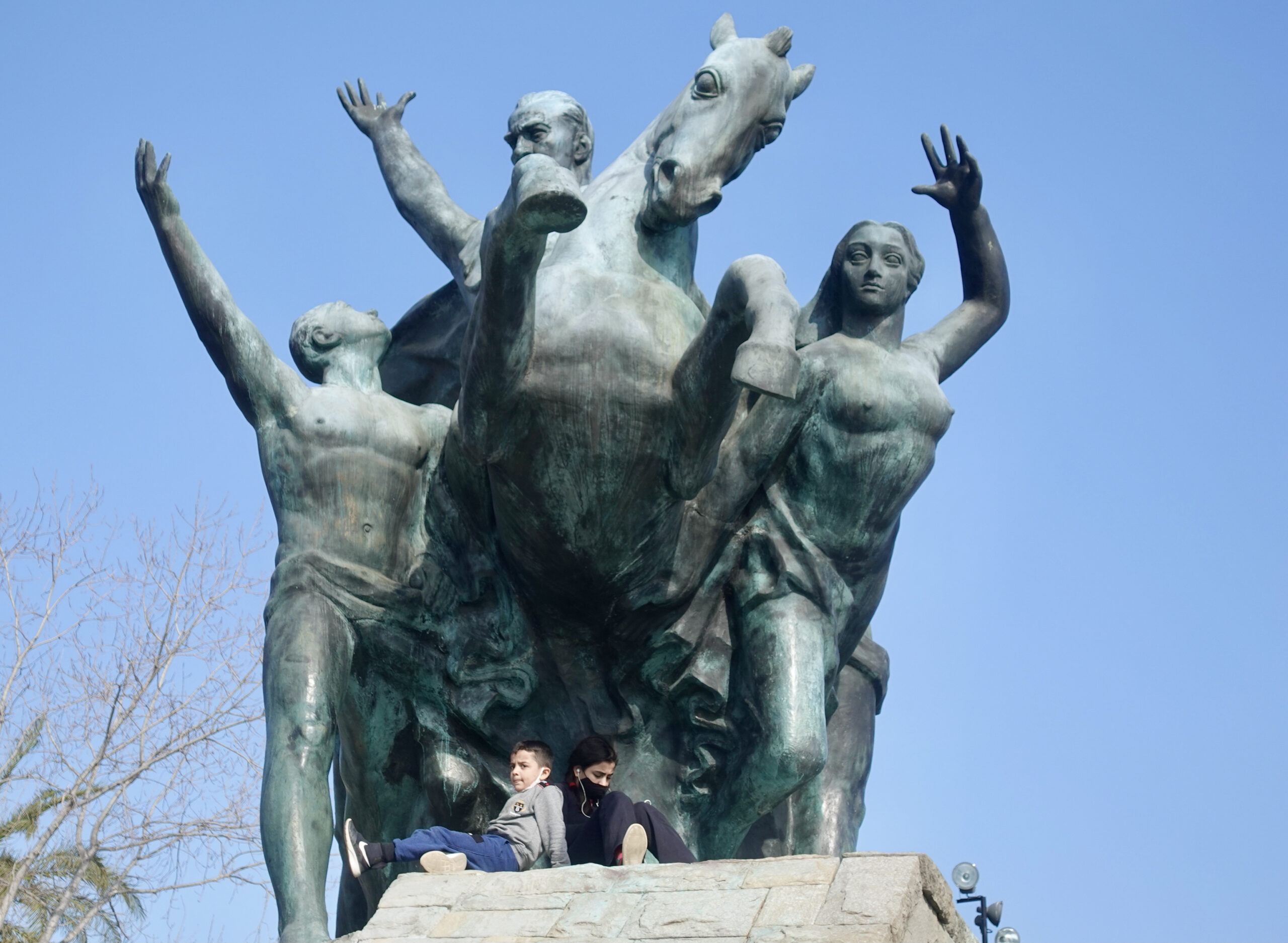 Reading under the monument