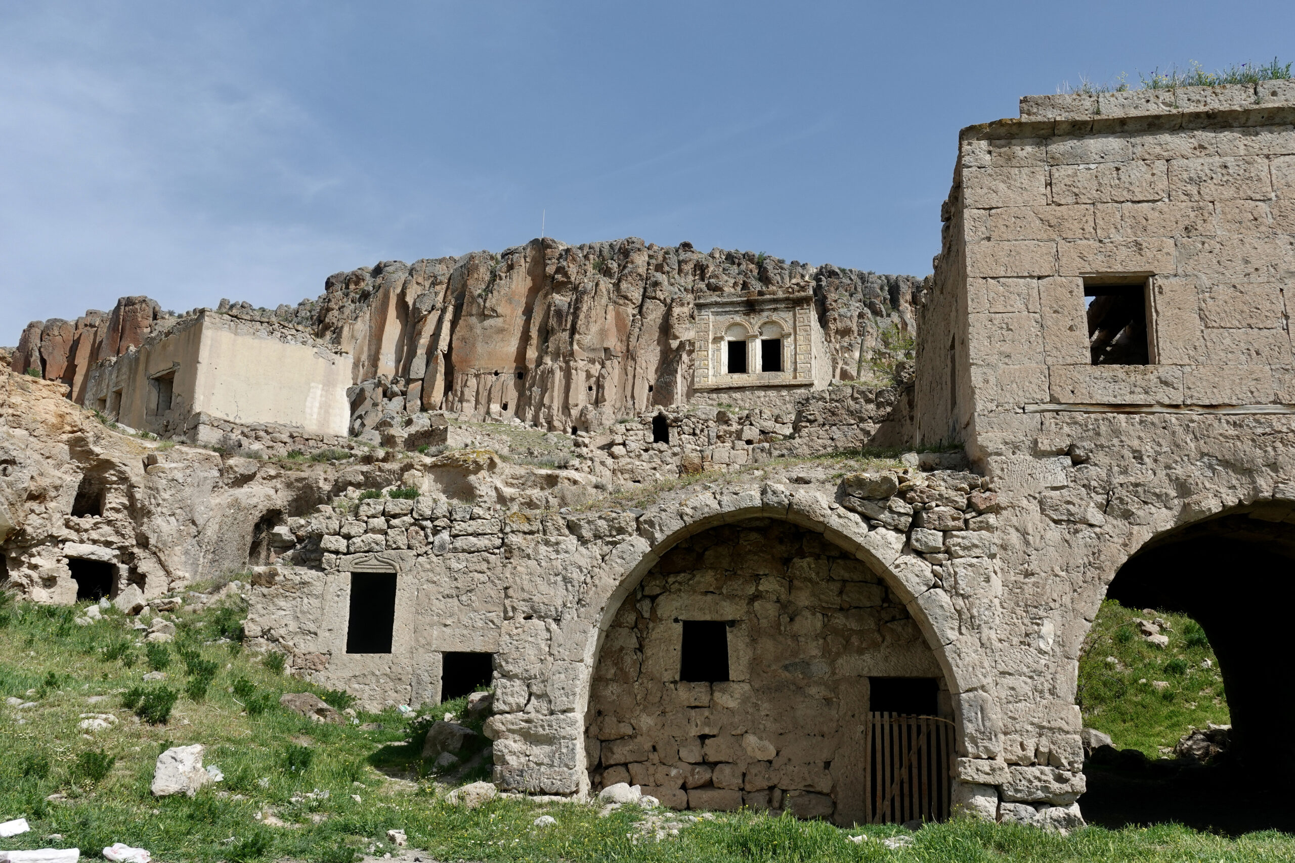 Abandoned houses in Kızılkaya