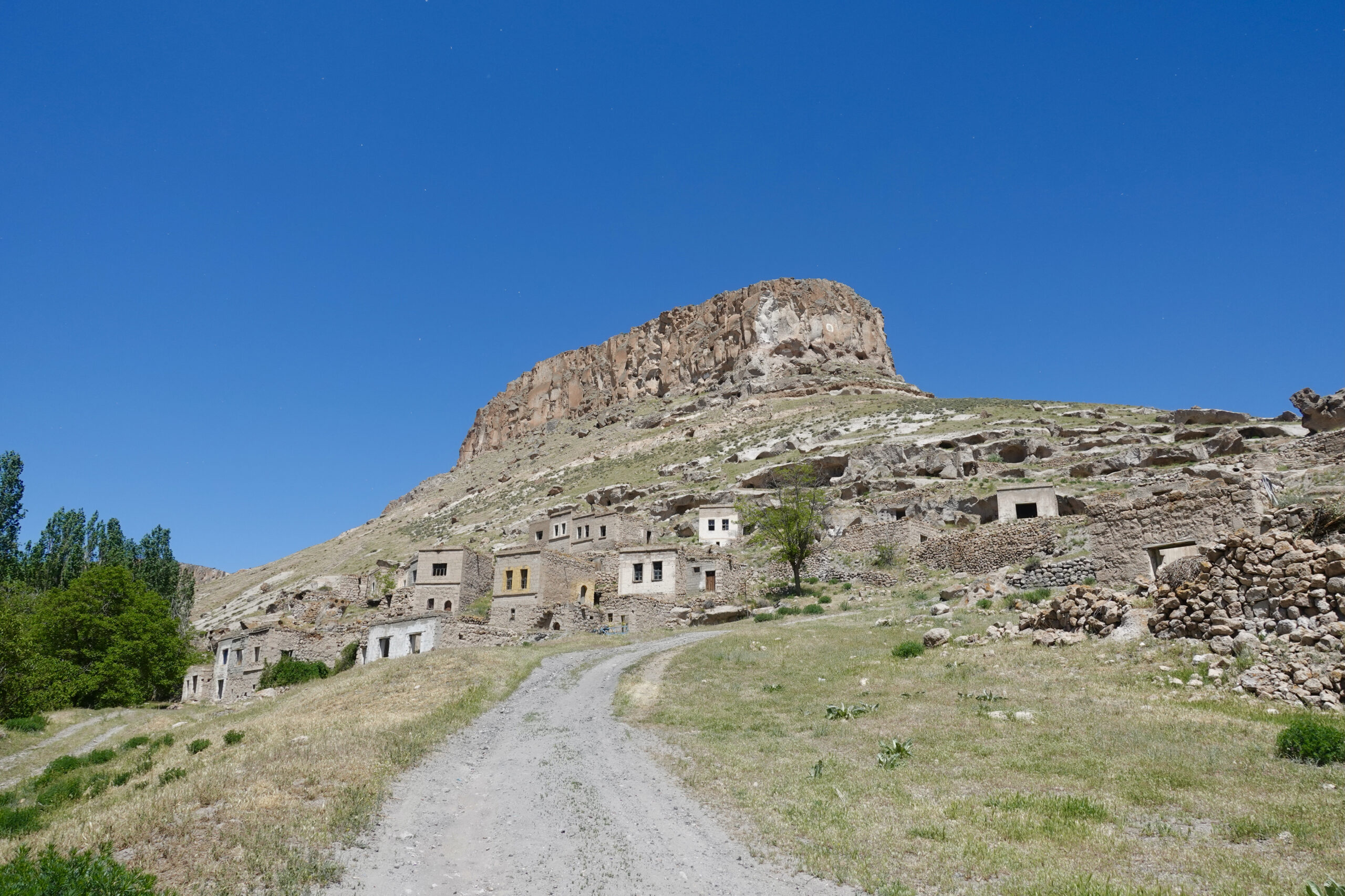 The abandoned village of Soğanlı