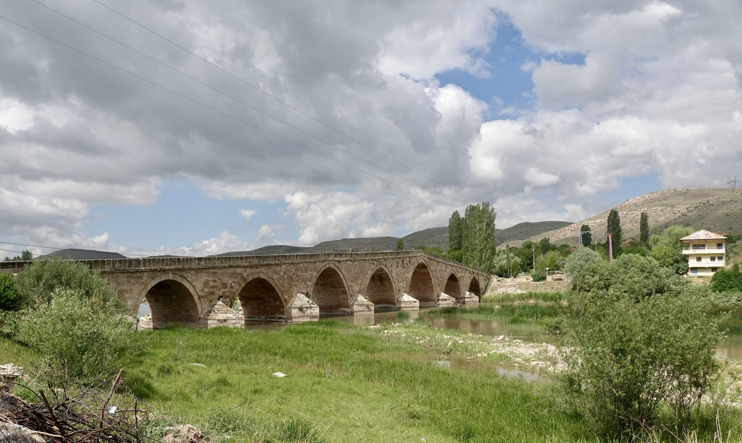 Nice bridge in the middle of nowhere