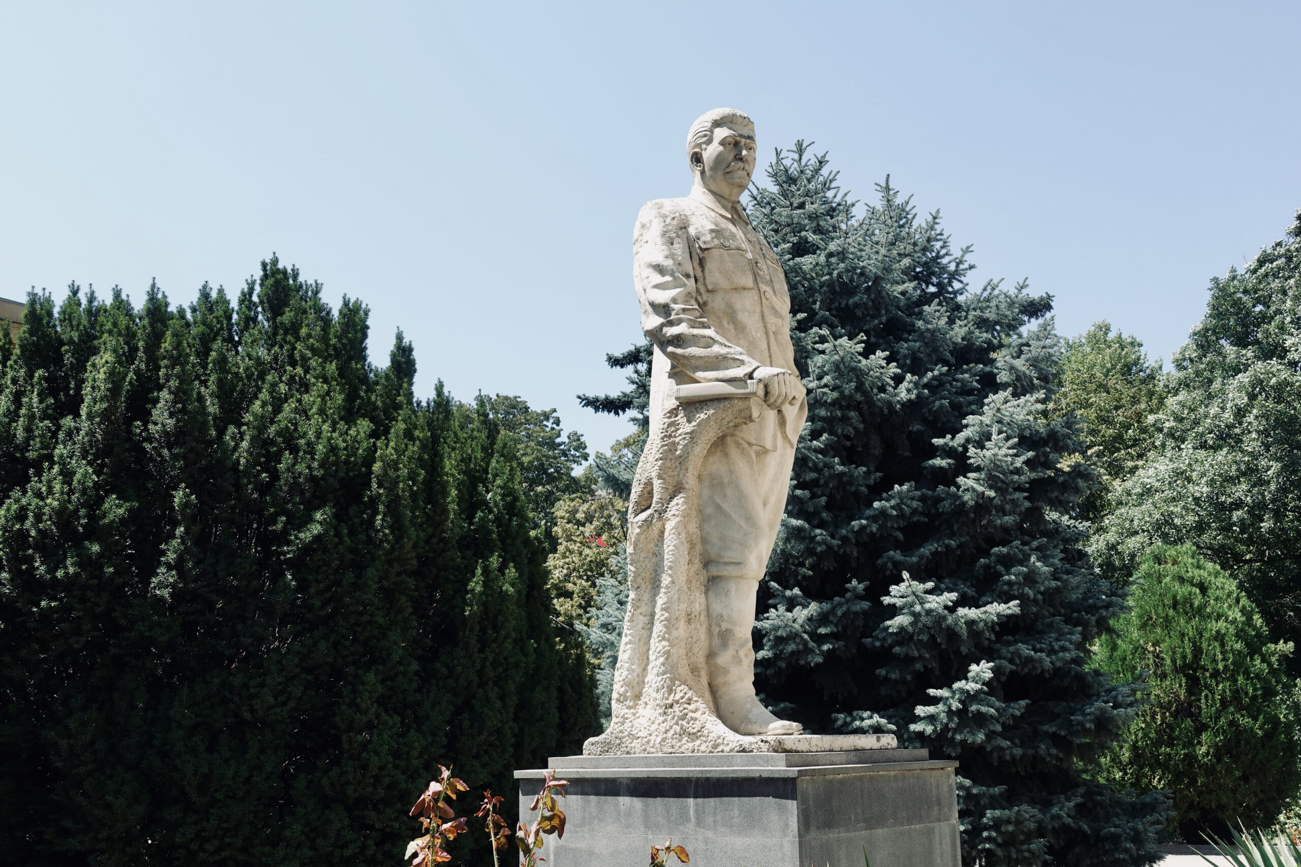 Im Garten vom Stalin-Museum