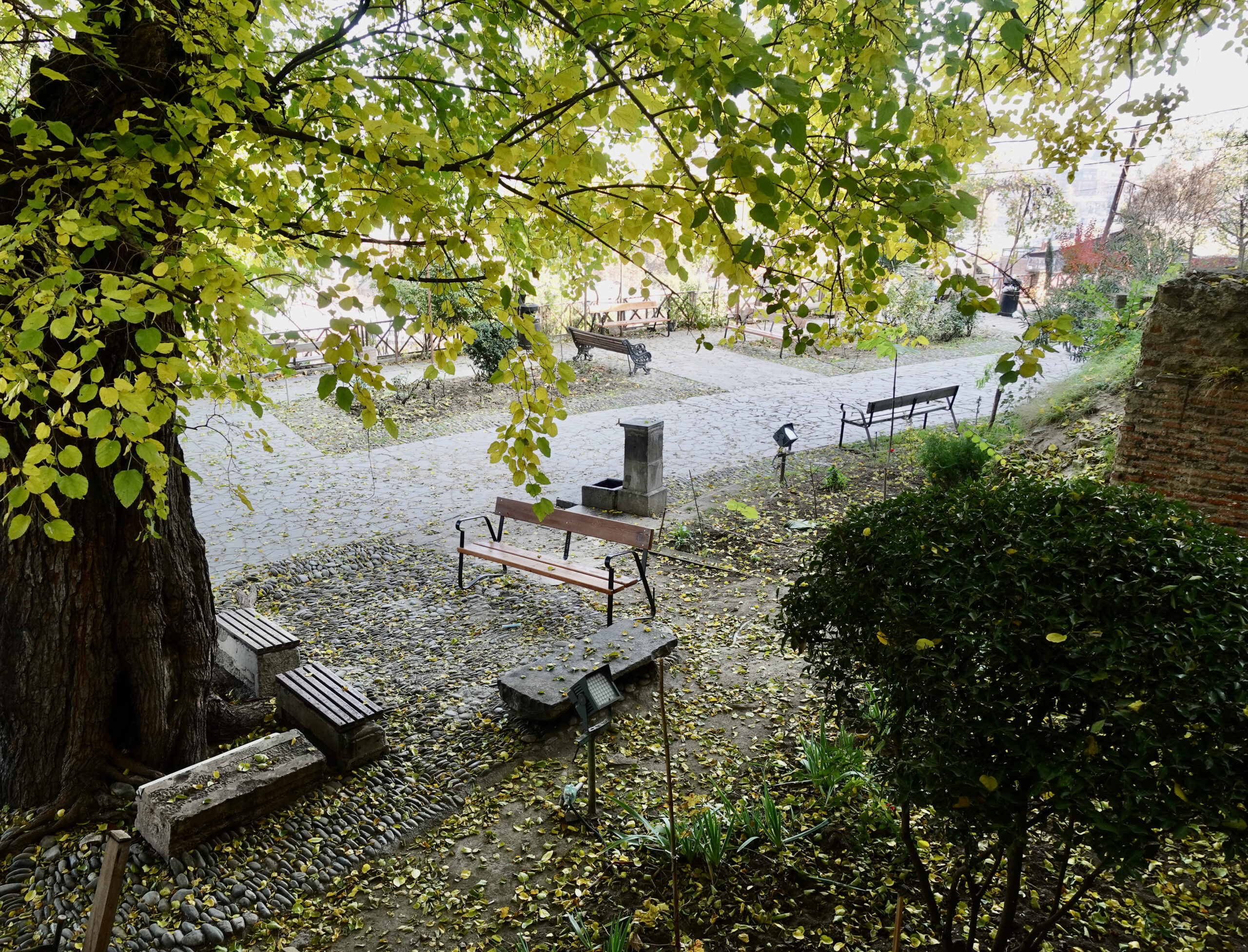 Idyllic spot in front of the Betlemi Church