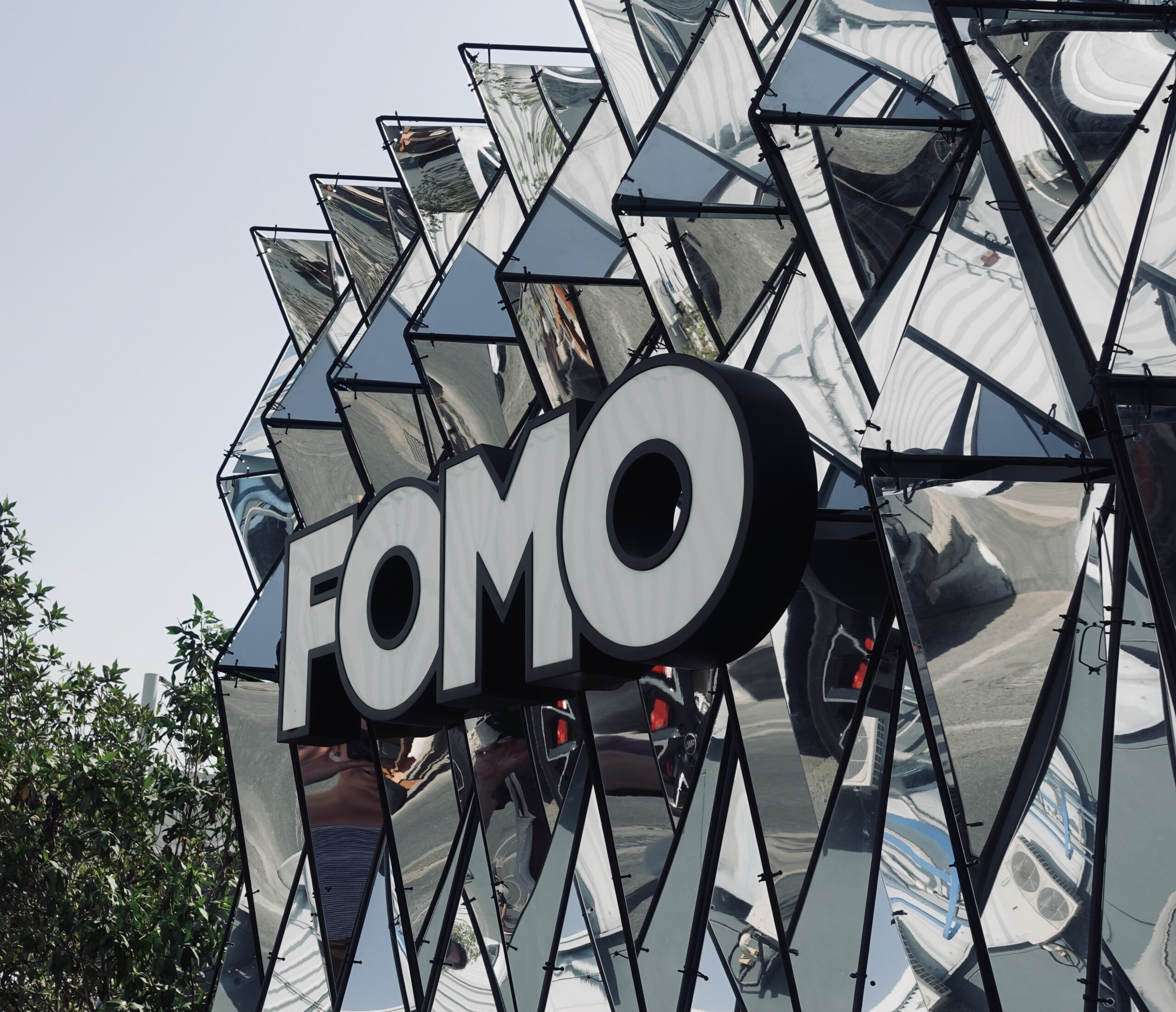 FOMO - Fear of Missing Out (or maybe in Dubai - Fear or Missing the Point)