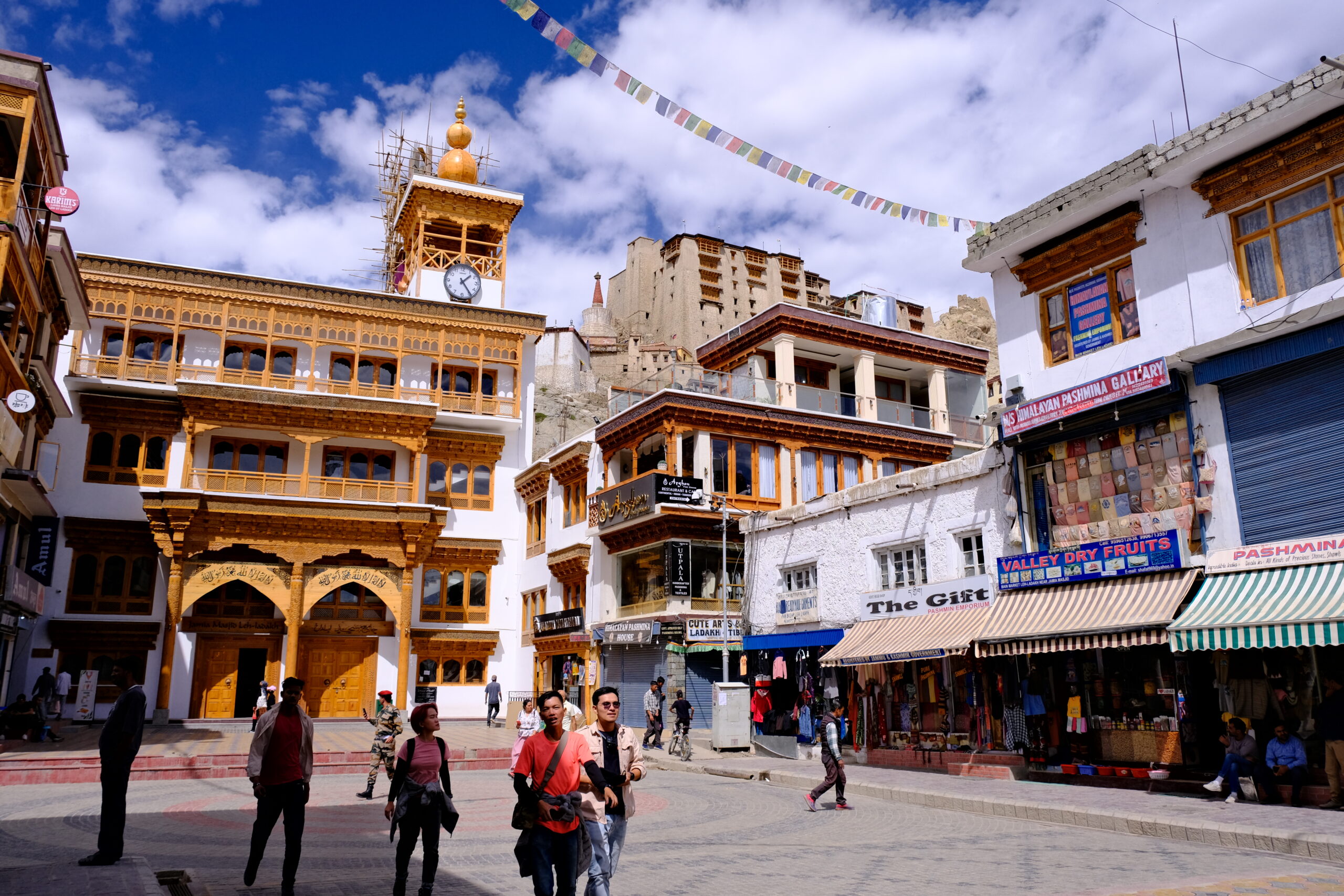 Main bazaar road with the large mosque